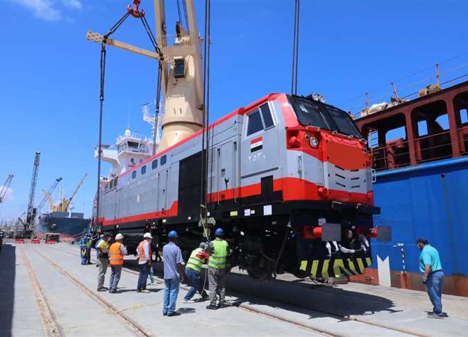 Egypt receives 5th batch of GE locomotives